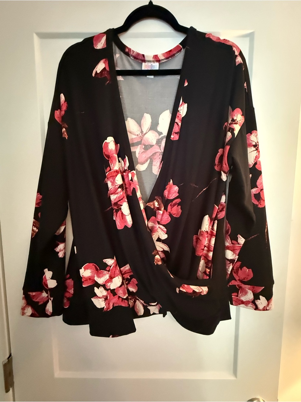 LuLaRoe Rebecca Top 2XL Black Pink Floral Wrap Front Long Sleeve Blouse